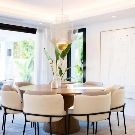 Villa Bali Nueva Andalucia